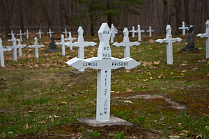 cross on grave on beausoleil island